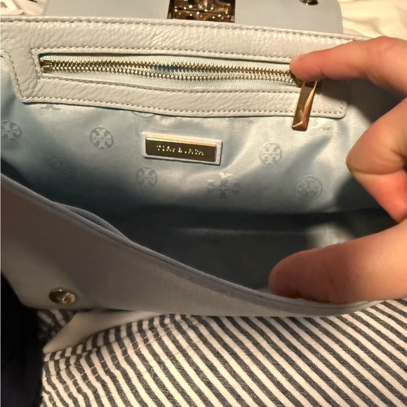 Tory Burch Britten Adjustable Shoulder Bag - Picture 5 of 11